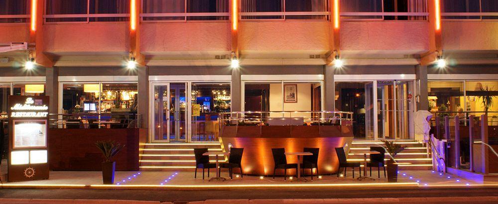 פור-א-נובל Logis Hotel & Restaurant Mediterranee מראה חיצוני תמונה